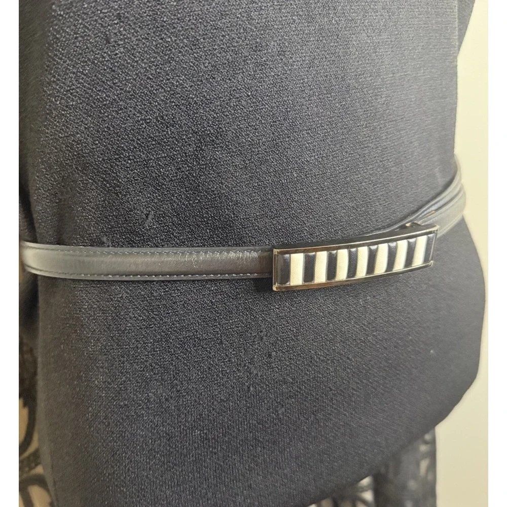 Black Leather Belt‎ Unique Blk & White Leather Striped Buckle Vtg Size M 28